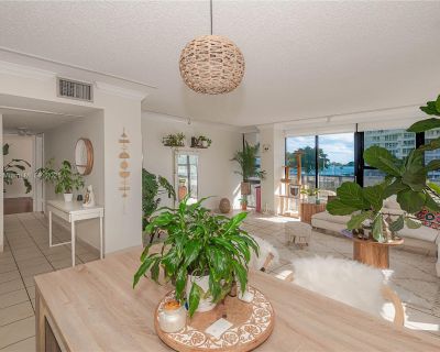 2 Bedroom 2BA 1218 ft House For Rent in Miami, FL