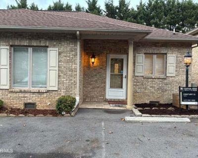 2 Bedroom 2BA 1056 ft Condominium For Sale in JOHNSON CITY, TN