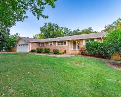 4 Bedroom 3BA 2889 ft Apartment For Rent in Chattanooga, TN