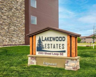 Lakewood Estates Apartments. image_url. Verified by Lakewood Estates Apartments 3 HRS ago. Prices may vary depending on lease length. We get our prices directly from Lakewood Estates Apartments . Studio 1 Bedroom 2 Bedrooms 3 Bedrooms Never miss a deal! Get immediate alerts when prices drop or new units arrive. Turn on alerts 1 Bed 1 Bath 1 Bed 1 Bath 650 sqft Starting at $1,115 Available 4. Pe...