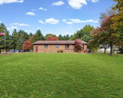 4 Bedroom 3BA 1733 ft Single Family House For Sale in Homer, IL