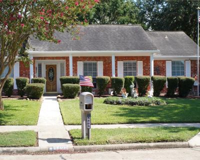 3 Bedroom 2BA 1985 ft Single-Family House For Sale in La Porte, TX