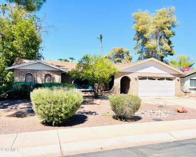 3 Bedroom 2BA 1812 ft Single Family House For Sale in Tempe, AZ