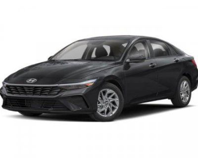 2024 Hyundai Elantra SEL 4DR Sedan