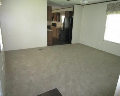 3 Bedroom 2BA 1056 ft Mobile Home For Rent in Kansas City, MO