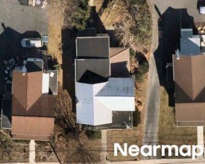 4 Bed 1.5 Bath Preforeclosure Property in Lititz, PA 17543 - Main St