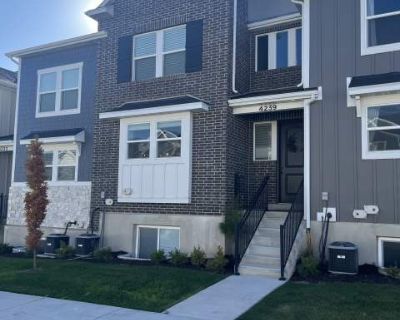 3 Bedroom 2.5BA 2420 ft Apartment For Rent in Lehi, UT