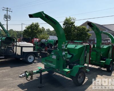 2016 (unverified) Vermeer BC700XL Tow-Behind Wood Chipper
