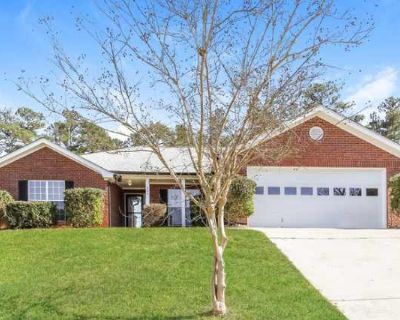 4 Bedroom 2BA 1823 ft House For Rent in Grovetown, GA
