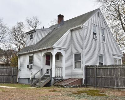 Brookdale Ln, Waterbury, Home For Sale