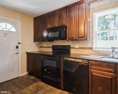 2 Bedroom 1BA 850 ft Multifamily House For Rent in Chappaqua, NY