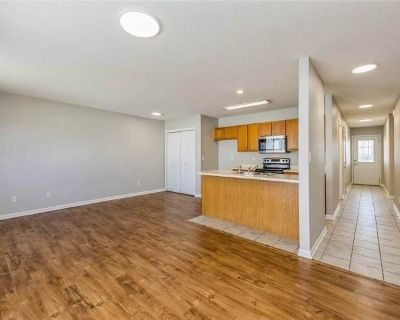 3 Bedroom 1BA 1028 ft Apartment For Rent in Waukee, IA