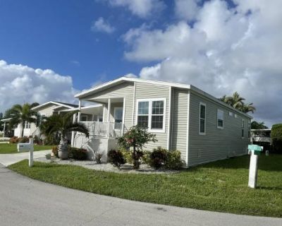 3 Bedroom 2BA 1352 ft Mobile Home For Rent in Riviera Beach, FL