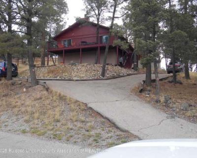 3 Bedroom 2BA 1550 ft Furnished Single Family Home For Sale in RUIDOSO, NM