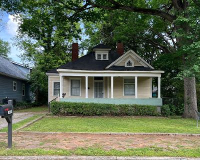 3 Bedroom 2BA 1402 ft Pet-Friendly House For Rent in Atlanta, GA