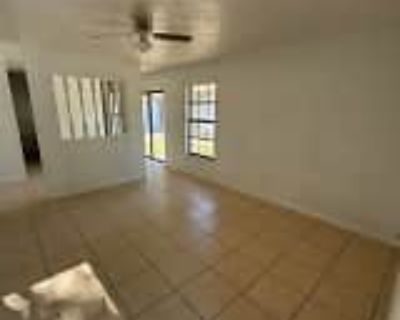 2 Bedroom 1BA 936 ft² House For Rent in Lakeland, FL 704 Pineville Ln