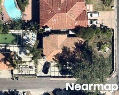 4 Bed 3.0 Bath Foreclosure Property in Tarzana, CA 91356 - Beckford Ave