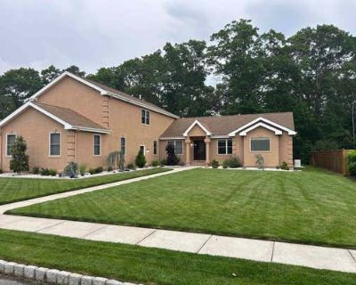 4 Bedroom 4BA Single Family Home For Sale in EGG HARBOR TOWNSHIP, NJ