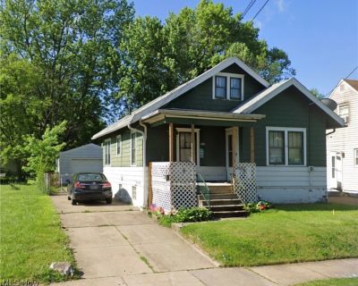 2 Bedroom 1BA Single Family House For Sale in Akron, OH