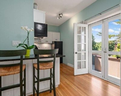 1 Bedroom 1.5BA Apartment For Rent in Amesbury, MA