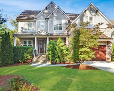 6 Bedroom 5BA 5067 ft Single Family House For Sale in Brookhaven, GA