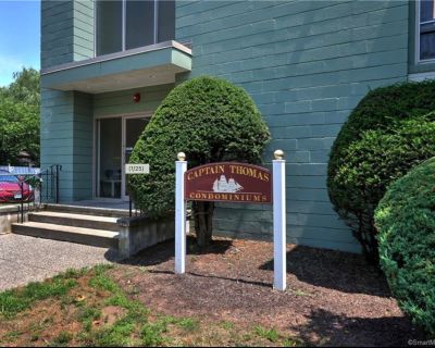 2 Bedroom 1BA 896 ft Condo For Sale in West Haven, CT