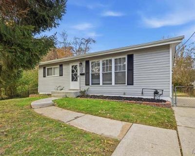 3 Bedroom 1BA 864 ft Single Family Home For Sale in ST LOUIS, MO