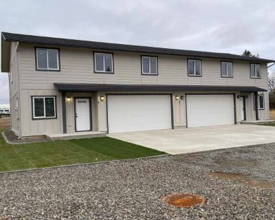 411 W Poplar St. image_url. Info provided by Avail Studio 1 Bedroom 2 Bedrooms 3 Bedrooms Never miss a deal! Get immediate alerts when prices drop or new units arrive. Turn on alerts 3 Bed, 2.5 Bath 3 Bed 2.5 Bath 1800 sqft Starting at $2,150 Available 1. Pets allowed. 3 Bedroom. 2.5 Bathroom. 1800 ft