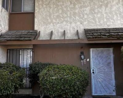 3 Bedroom 2BA 1197 ft Apartment For Rent in Bakersfield, CA