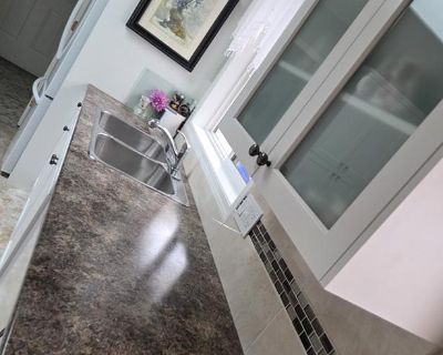 Are you out of time ,moving in or out we'll we will clean your homes and rentals We will also organize your homes and paint carpets and small reno repairs call Rob 2508571637