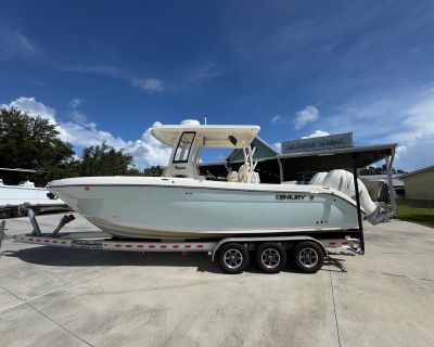 2021 Century 2900 Center Console