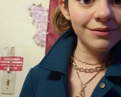 Michelle - Needs an Apartment on iROOMit or a Room