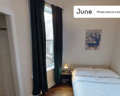 Full bedroom in 3 bed/1.5 bath home in Logan Square  #1369 B (Has a Condo)...