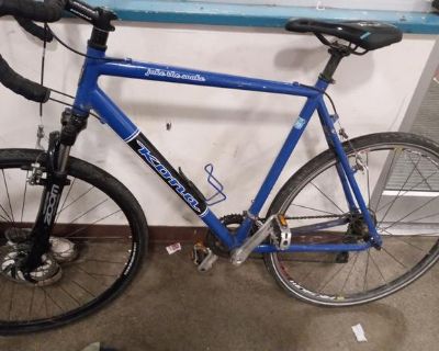 Kona - Jake the Snake