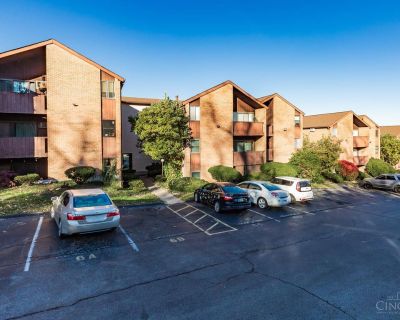 2 Bedroom 1BA 735 ft Condo For Sale in Cincinnati, OH