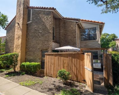 2 Bedroom 1BA 1028 ft Condo For Sale in Richardson, TX