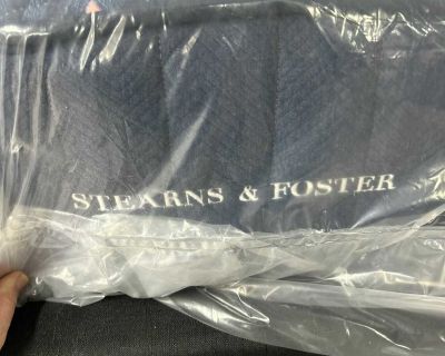 Stearns&Foster Firm Queen Mattress