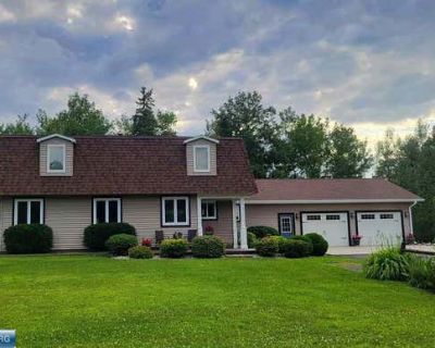 3 Bedroom 2BA 2430 ft Single Family Home For Sale in CHISHOLM, MN