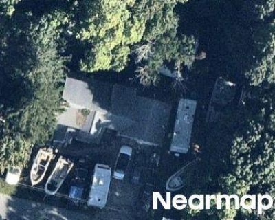 5 Bed 2 Bath Foreclosure Property in Swansea, MA 02777 - Calef Ave