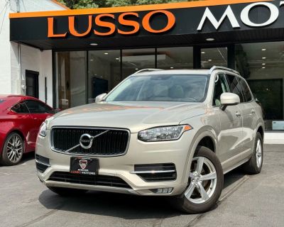 2016 Volvo XC90 T5 Momentum Sport Utility 4D