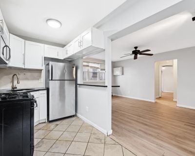 2 Bedroom 1BA 749 ft Condo For Sale in Jersey City, NJ