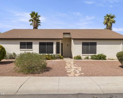 3 Bedroom 2BA 1469 ft Apartment For Rent in Peoria, AZ