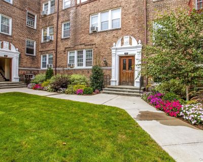 2 Bedroom 1BA 1050 ft Apartment For Rent in White Plains, NY