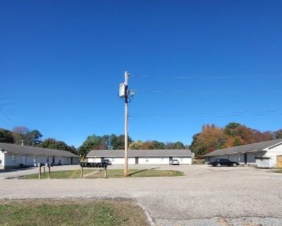 1 Bedroom 2470 ft Studio For Sale in Jonesboro, AR