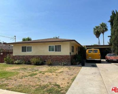 4 Bedroom 2BA 2511 ft Single Family Home For Sale in SUN VALLEY, CA