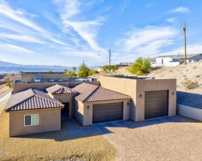 5 Bedroom 4BA 3600 ft Single Family Home For Sale in LAKE HAVASU CITY, AZ