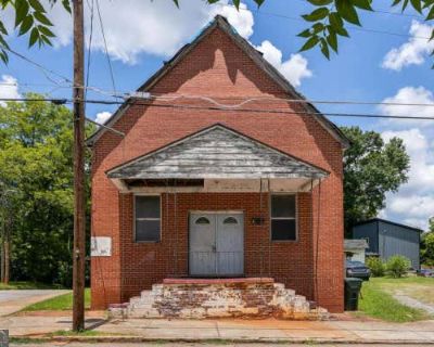 4 Bedroom 3BA Single Family Home For Sale in ATLANTA, GA