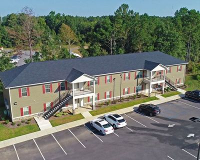 2 Bedroom 2BA 925 ft Pet-Friendly Apartment For Rent in Tifton, GA