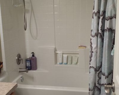 $850 per month room to rent in Tualatin