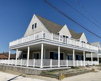 Beach Winter Rental-/ Ave Unit /, Hull, Home For Rent